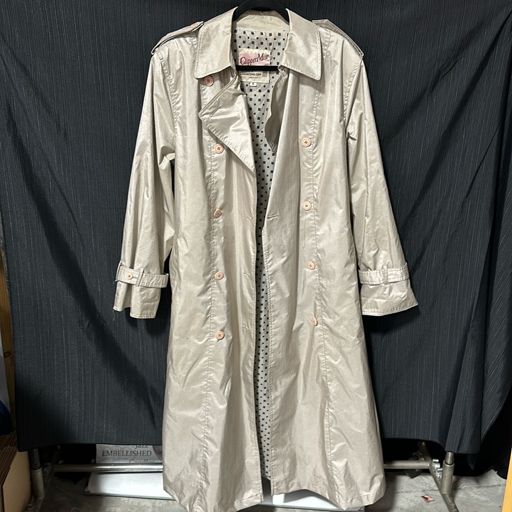 Clipper Mist Brand Tan insulated rain coat‎ / Size 16 / H-8